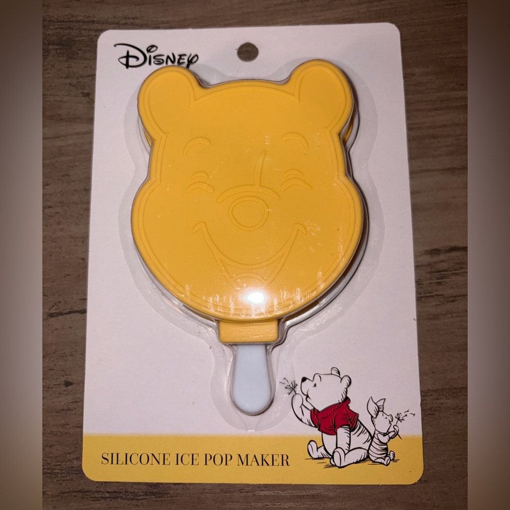 🆕💜 Disney Winnie the Pooh Silicone Popsicle Ice Pop Mold Yellow NWT Kitchen